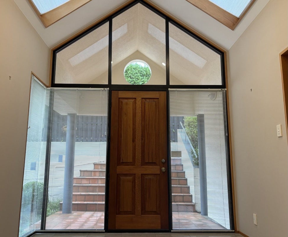 2/7 Blencathra Place, Westmorland, Christchurch - Carousel 2