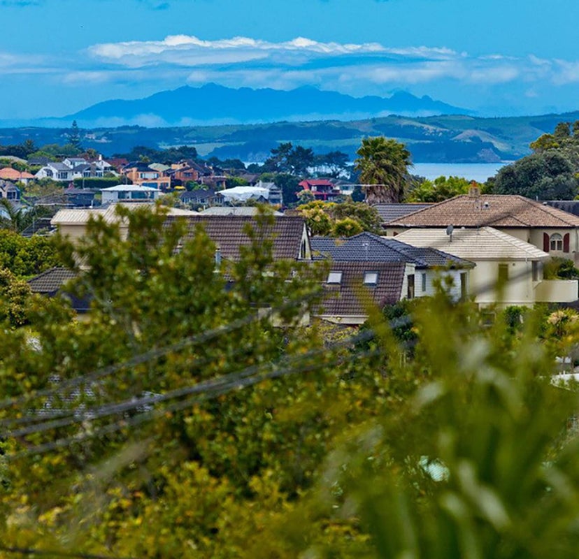 1/602 Beach Road, Rothesay Bay, Auckland - Carousel 23