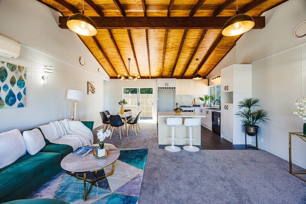 4/89A Royal Road, Massey, Auckland - Carousel 2
