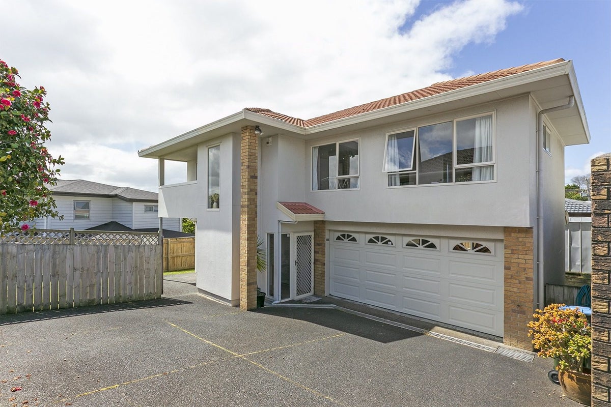 88A Donovan Street, Blockhouse Bay, Auckland - Carousel 1