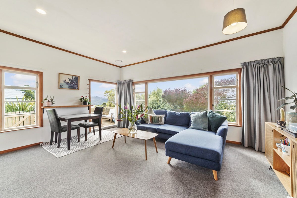 3 Braithwaite Street, Karori, Wellington - Carousel 2