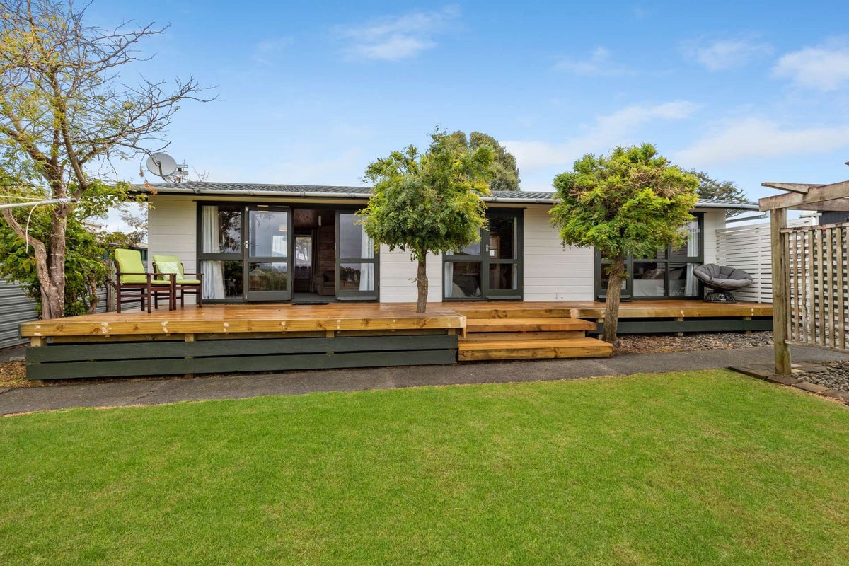 38 Hume Street, Waitara, Waitara - Carousel 2