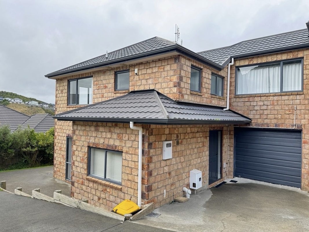55 Amesbury Drive, Churton Park, Wellington - Carousel 1