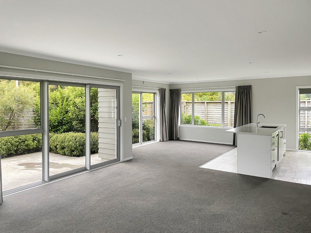 1 Grovedale Square, Wainuiomata, Lower Hutt - Carousel 2
