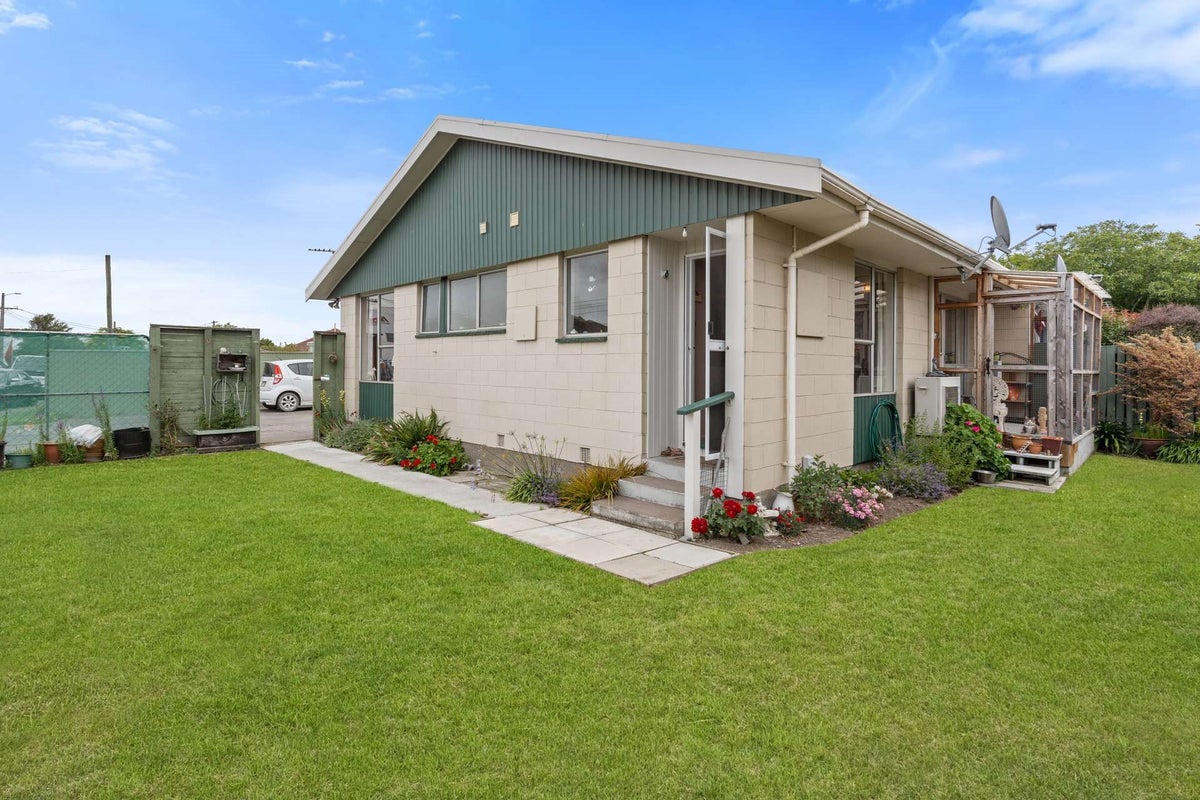 1/26 Hayton Road, Wigram, Christchurch - Carousel 1