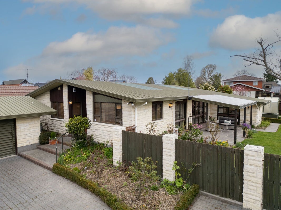 30 Kingham Place, Avonhead, Christchurch - Carousel 29