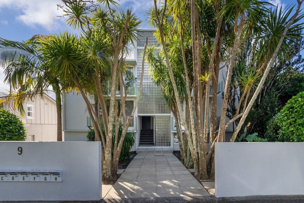 9C Emmett Street, Herne Bay, Auckland - Carousel 1