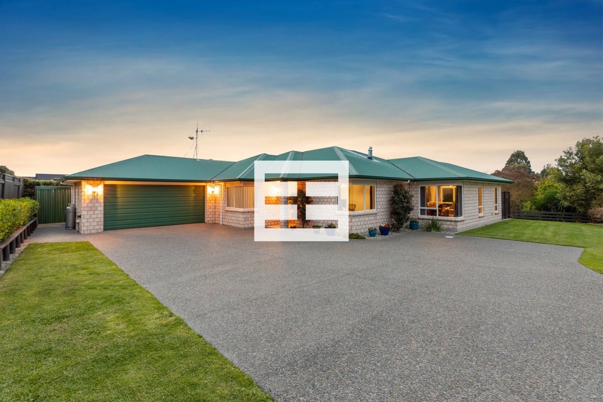 24 Woodleigh Place, Ohauiti, Tauranga - Carousel 1