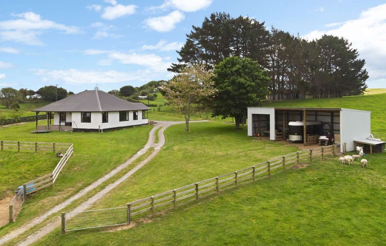 6 King Edward Street, Eltham, Eltham - Carousel 2