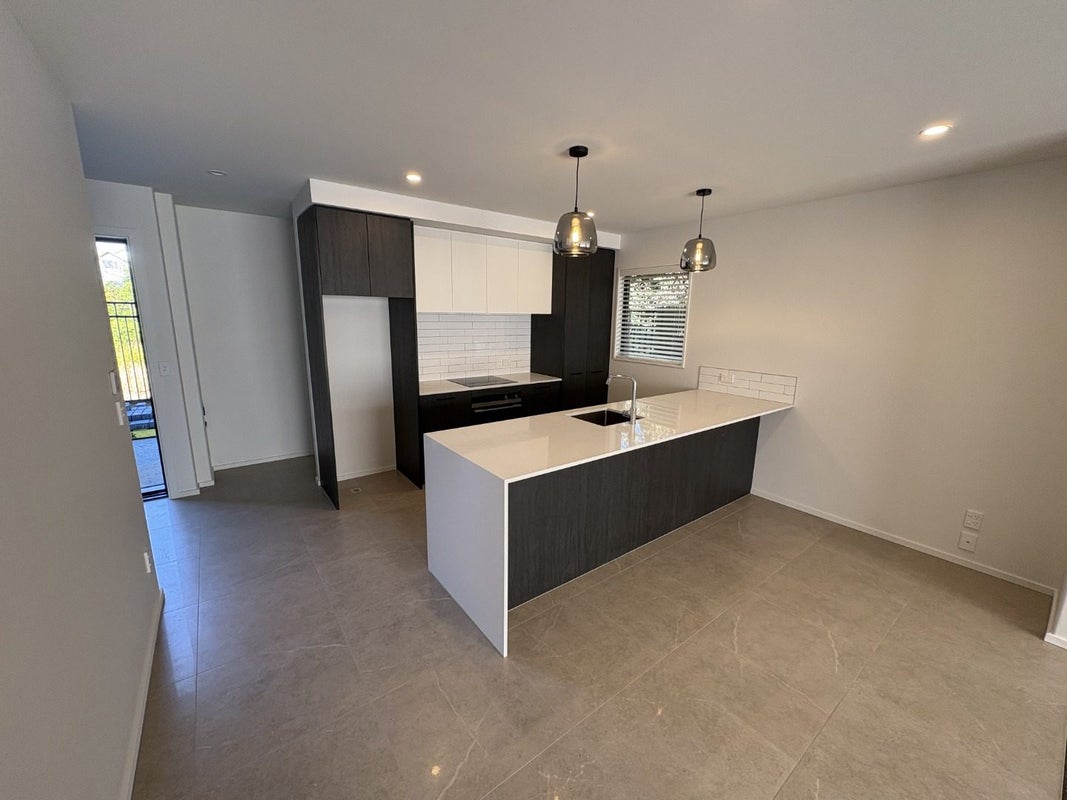 17 Braddon Street, Addington, Christchurch - Carousel 2