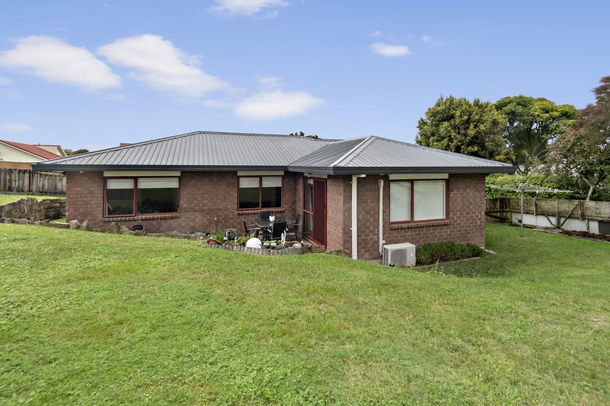 142 Hiskens Place, Te Awamutu, Waipa, Waikato - Carousel 1