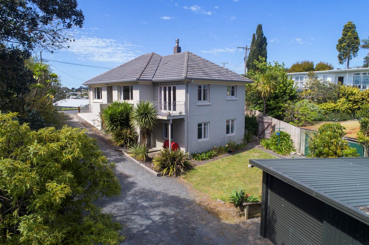 38 Anzac Road, Morningside, Whangarei - Carousel 1