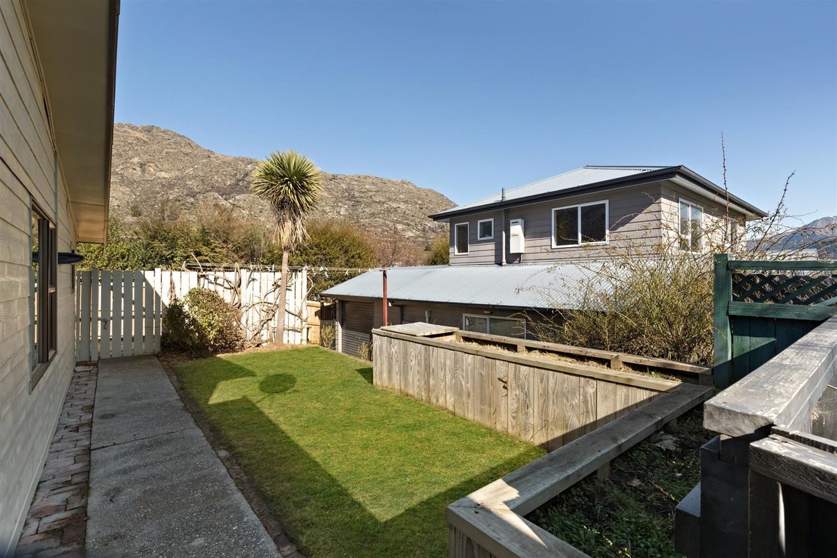 9B Wilmot Avenue, Frankton, Queenstown - Carousel 15