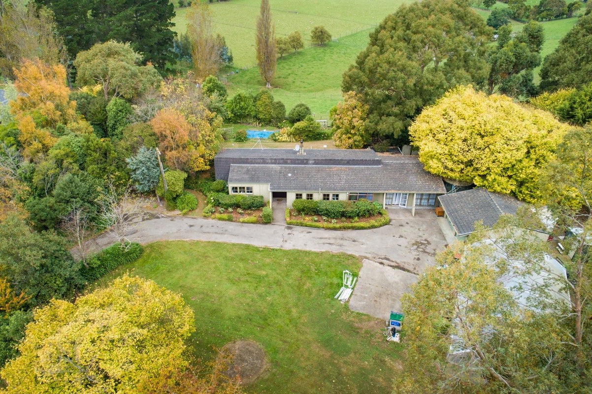 77 Grove Road, Palmerston North - Carousel 33