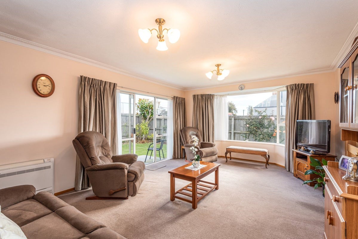 41A Sawyers Arms Road, Northcote, Christchurch - Carousel 2