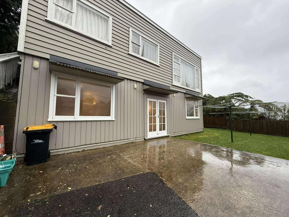 2 Braemar Terrace, Johnsonville, Wellington - Carousel 1
