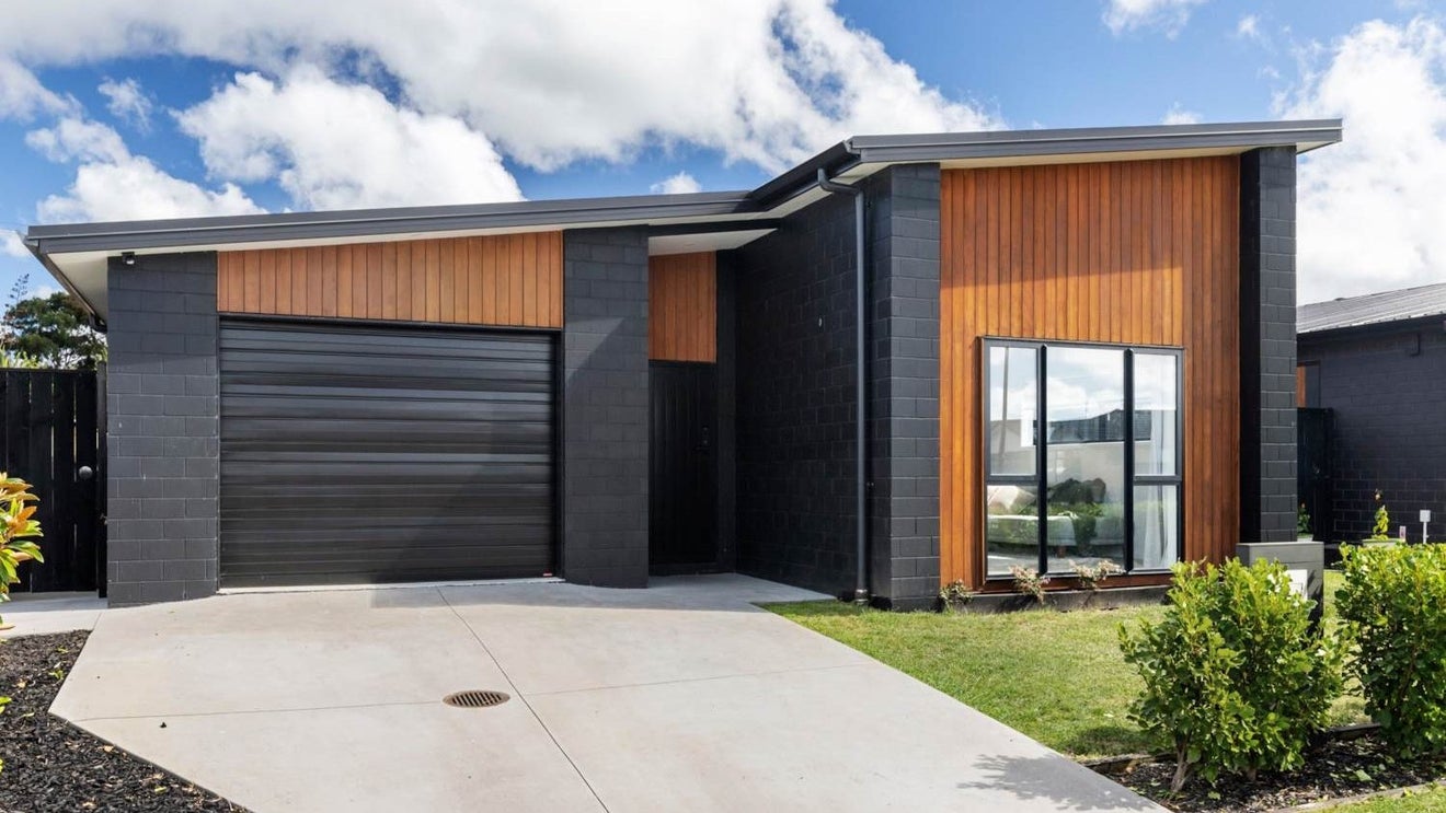 47 Rosslands Avenue, Karaka, Papakura - Carousel 1