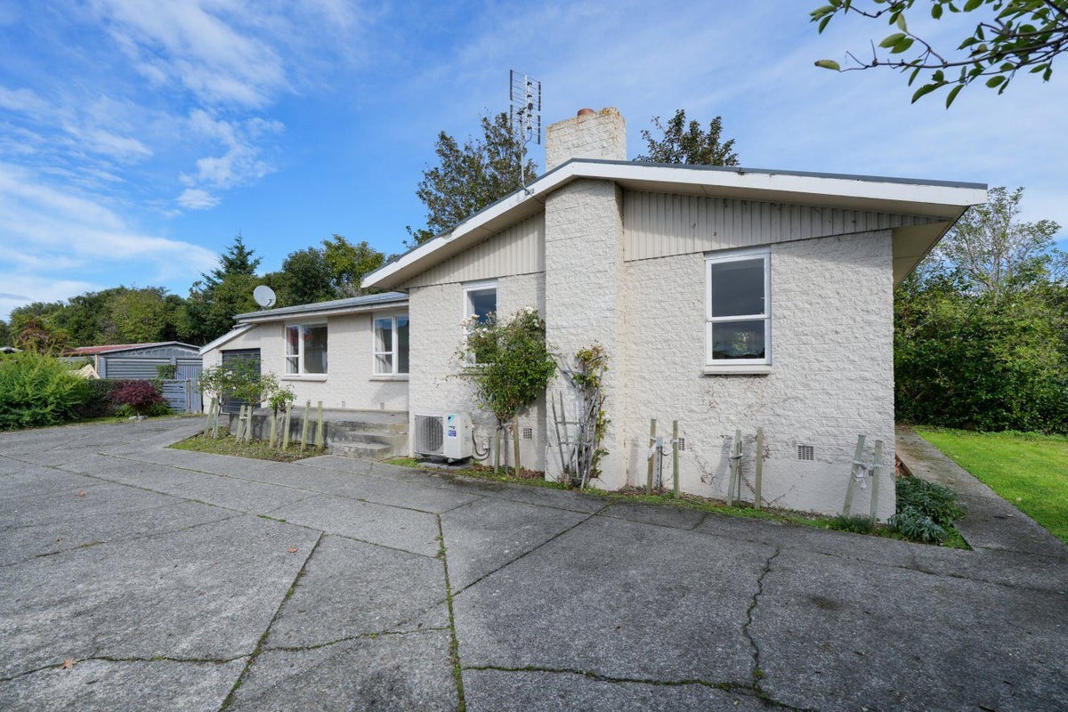 142 Margaret Street, Glengarry, Invercargill - Carousel 1