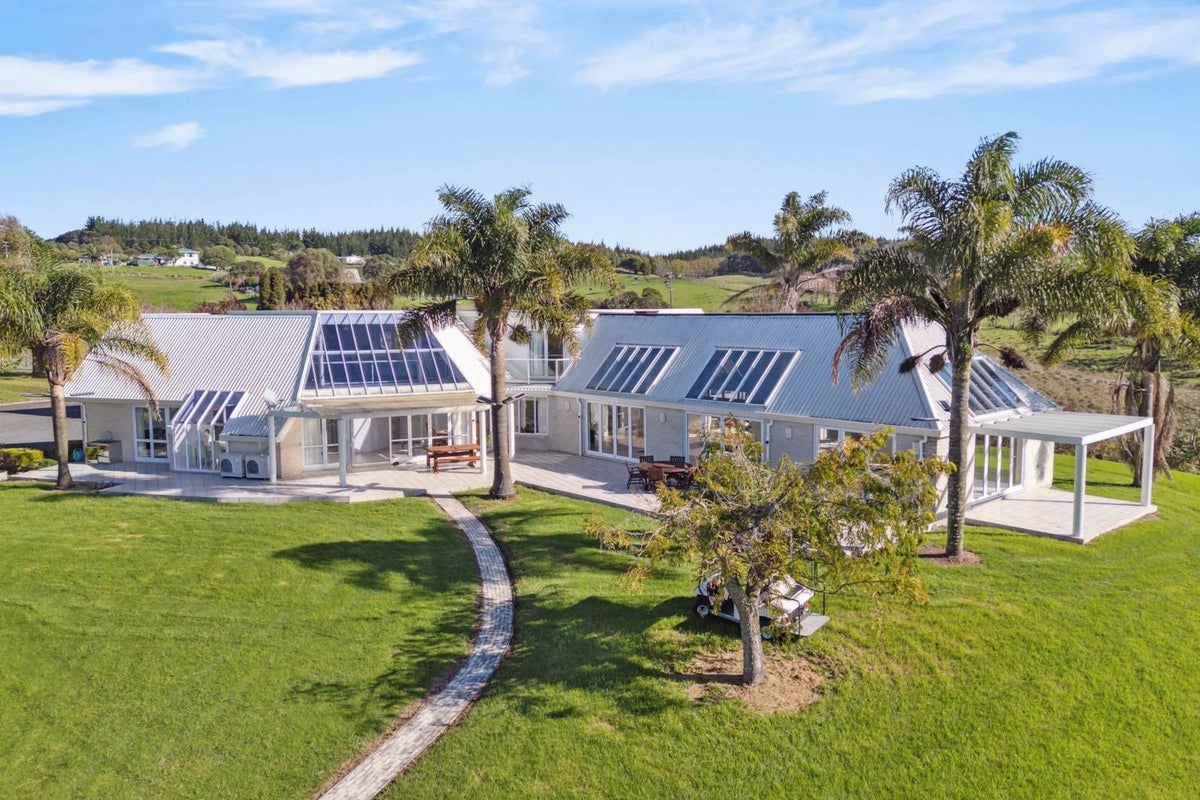 430 Blackbridge Road, Dairy Flat, Albany - Carousel 1