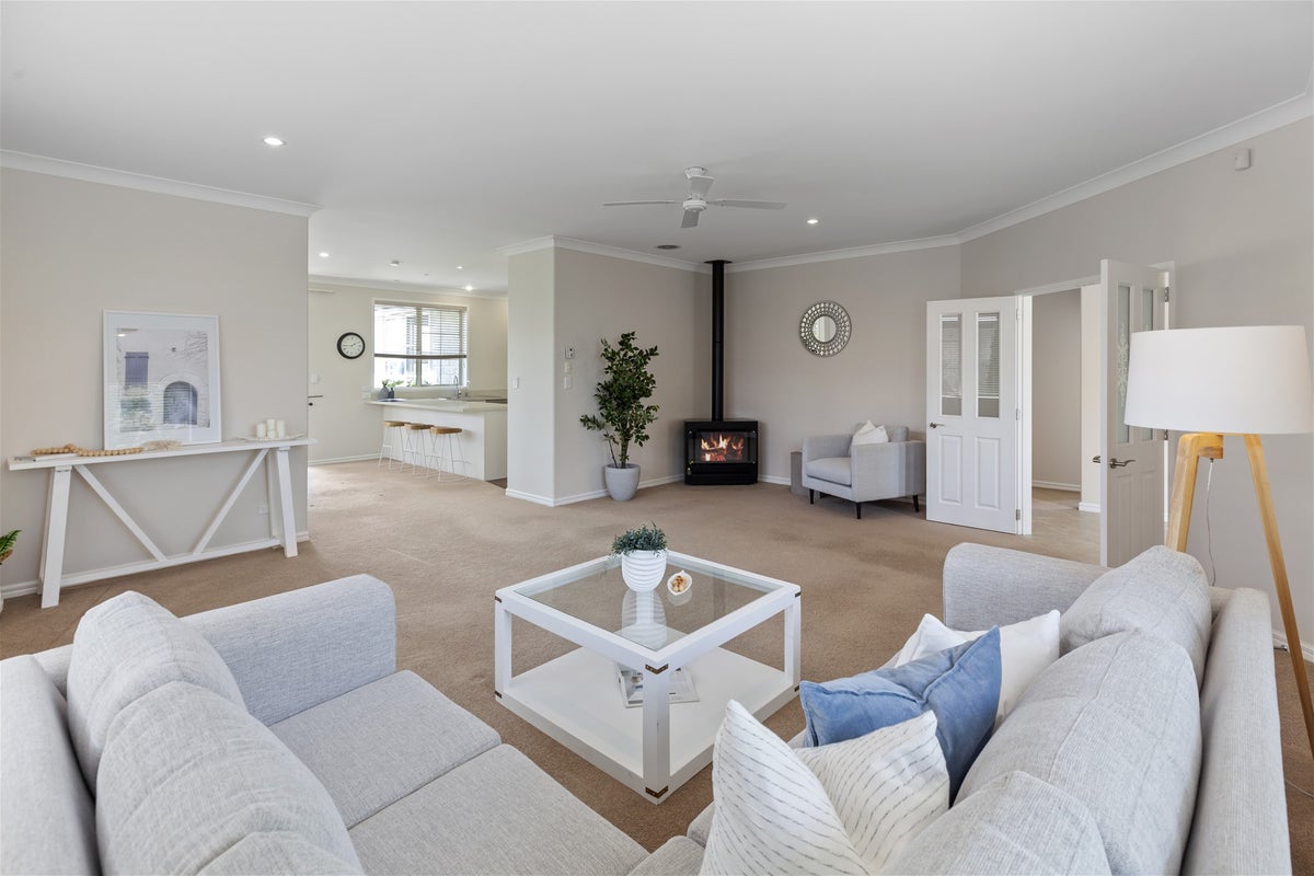 65 Hawkridge Heights, Bethlehem, Tauranga - Carousel 2