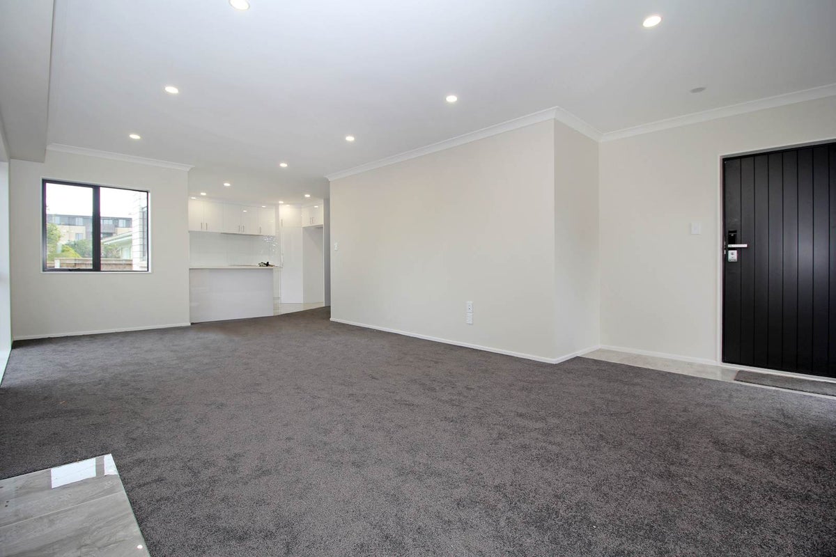 30A Alfriston Road, Manurewa East, Auckland - Carousel 13