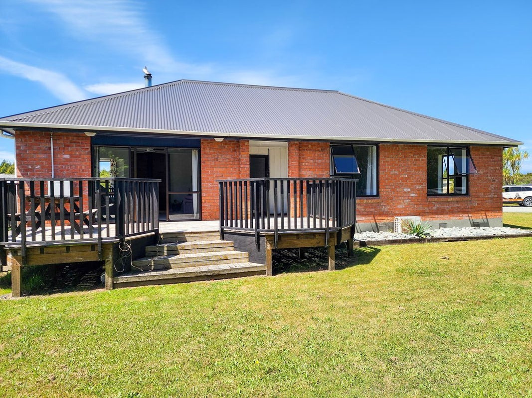 174 Taramakau Highway, Kumara Junction, Greymouth - Carousel 1