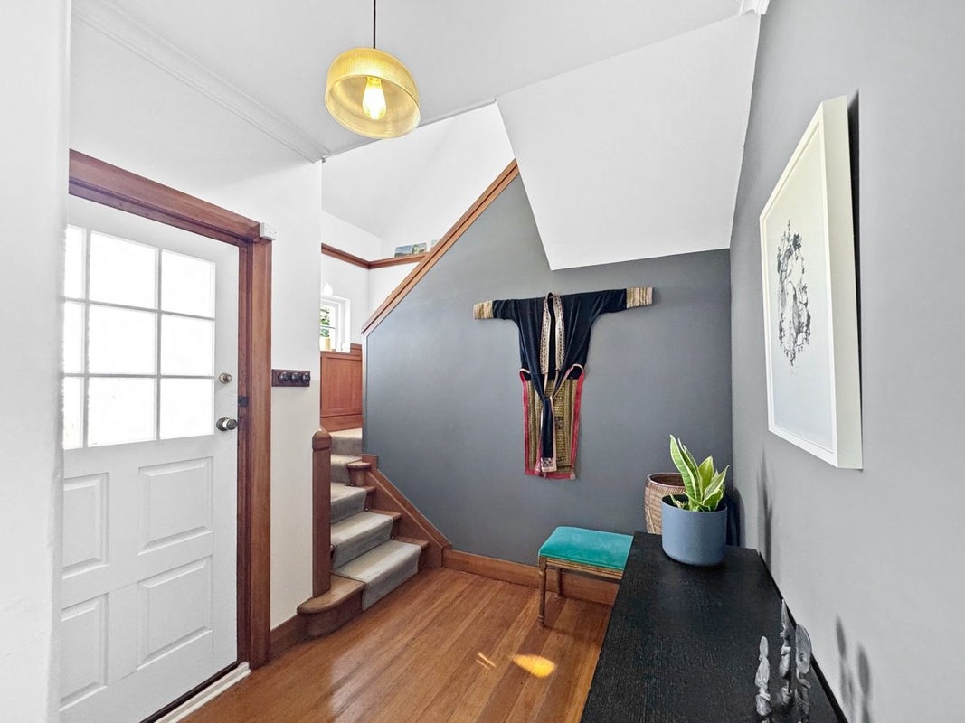 12 Ravi Street, Khandallah, Wellington - Carousel 2