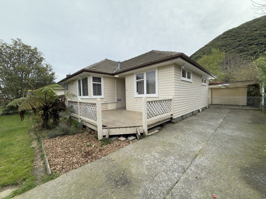 54 Black Beech Street, Birchville, Upper Hutt - Carousel 1