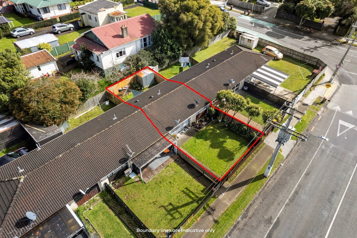 3/1 Plunket Avenue, Manukau Central, Auckland - Carousel 2