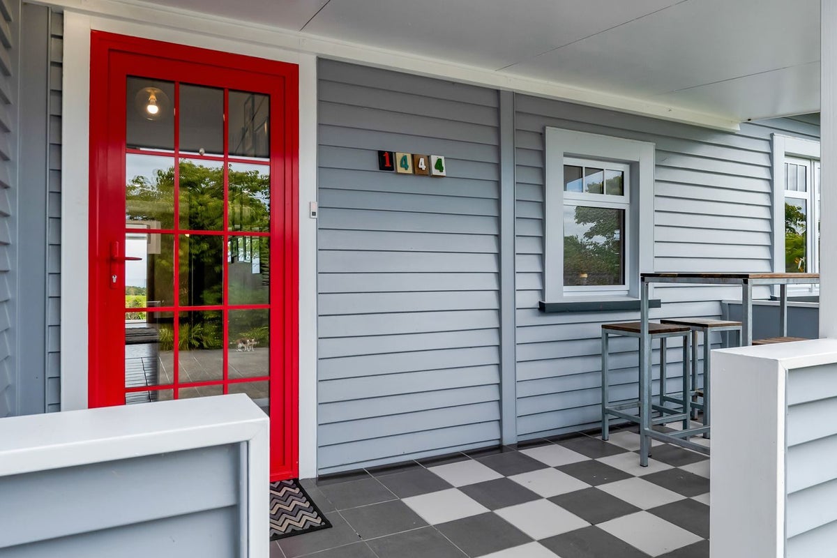 1444 Carrington Road, Hurworth, New Plymouth - Carousel 1