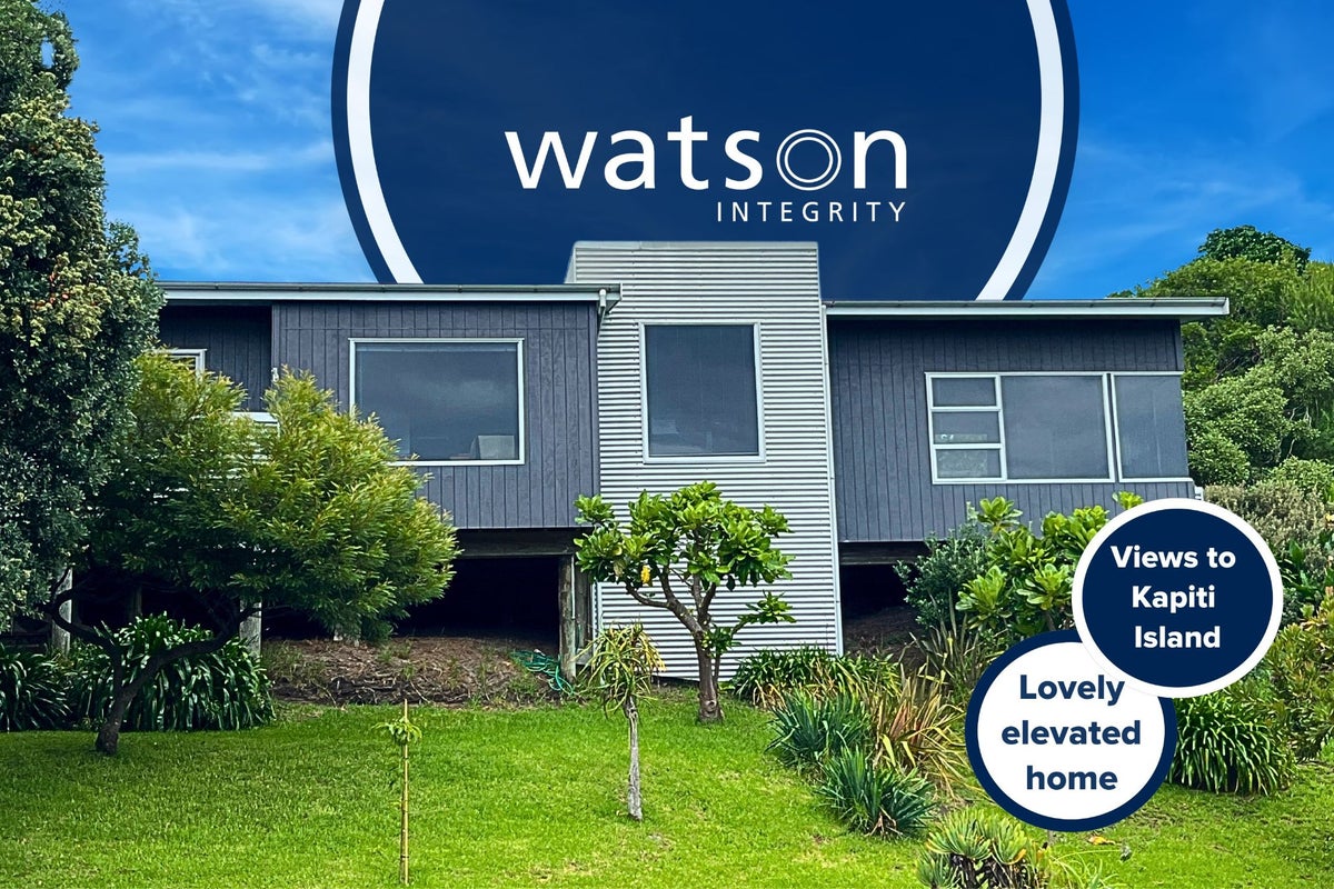 8 Sunset Terrace, Waikanae Beach, Waikanae - Carousel 1
