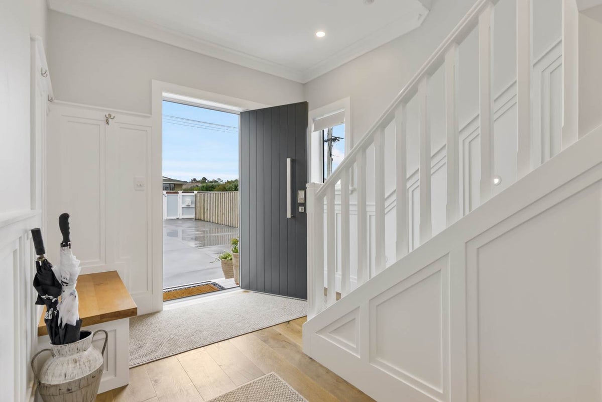 11A Bay Street, Red Beach, Whangaparaoa - Carousel 2