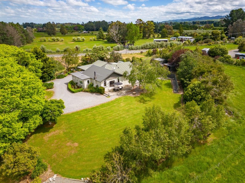 386 Upper Plain Road, Upper Plain - Carousel 1