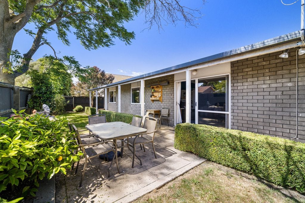 2/83 Neill Street, Hornby, Christchurch - Carousel 2
