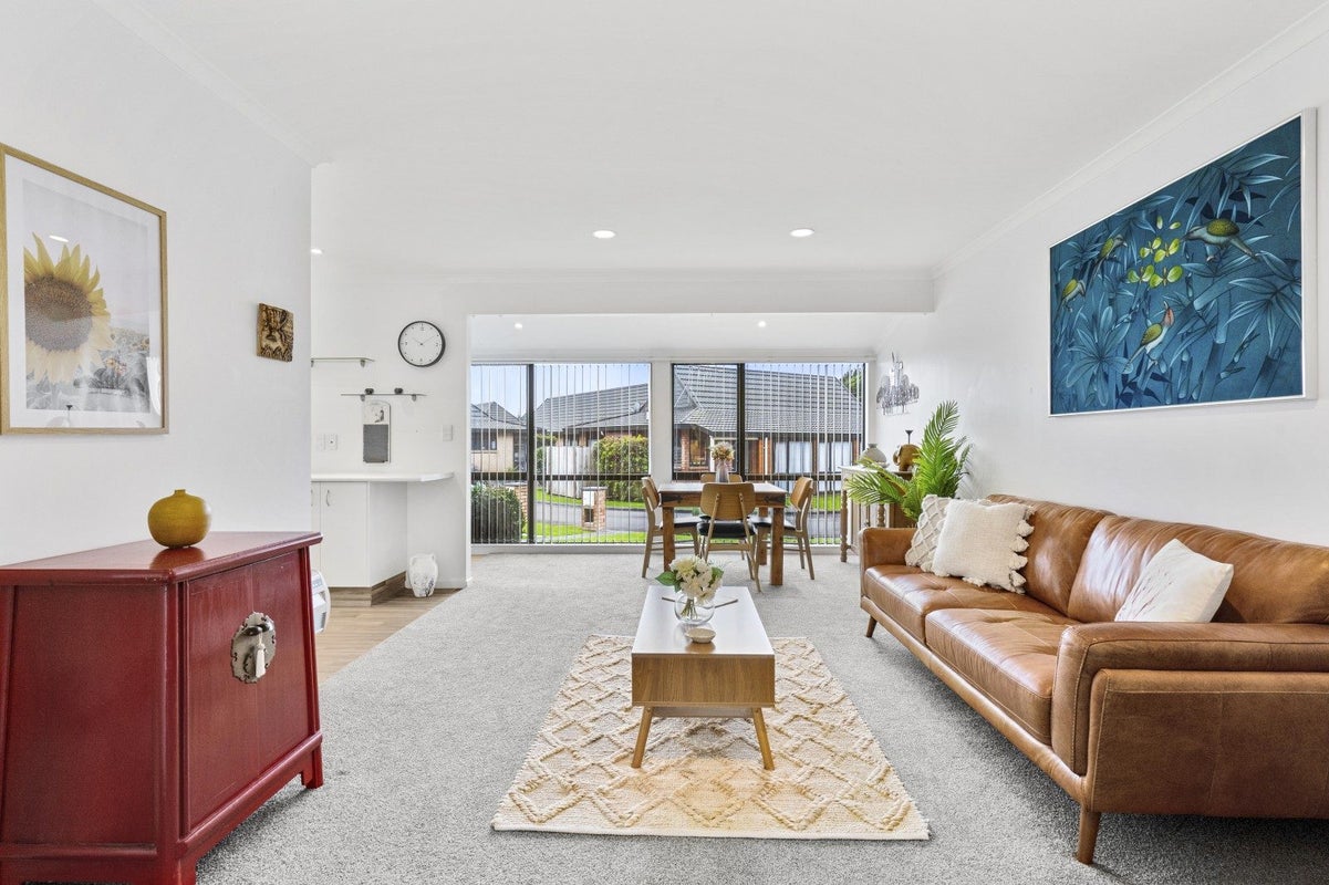 54/42 Main Road, Tawa, Wellington - Carousel 2