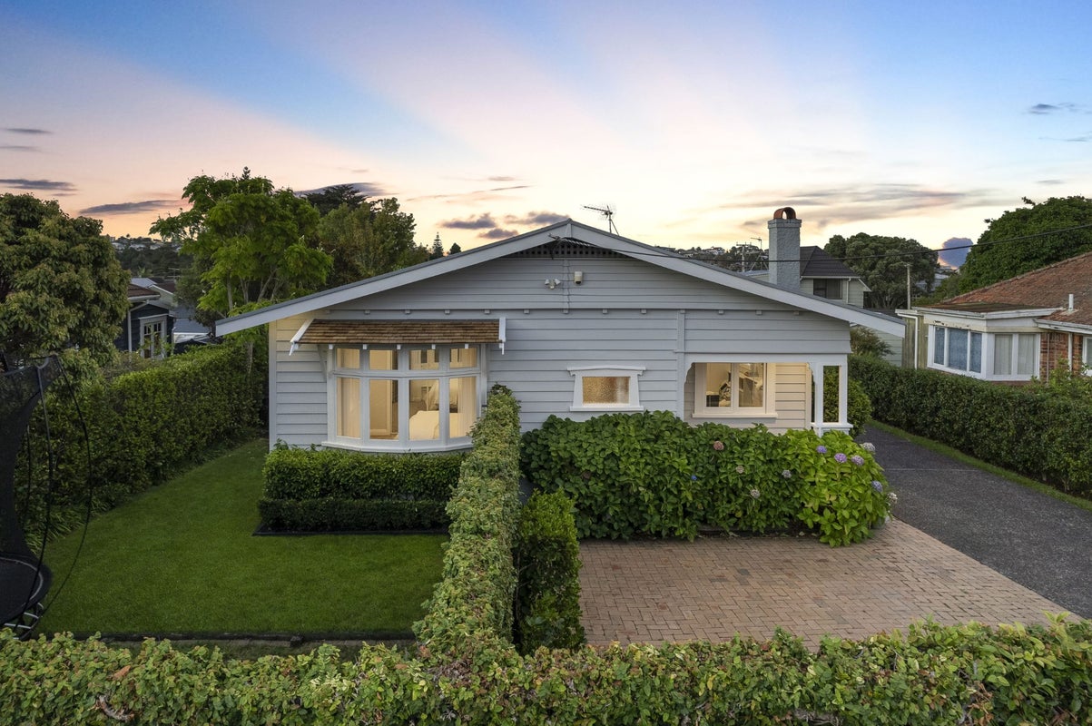 1/169 Onewa Road, Birkenhead, Auckland - Carousel 1