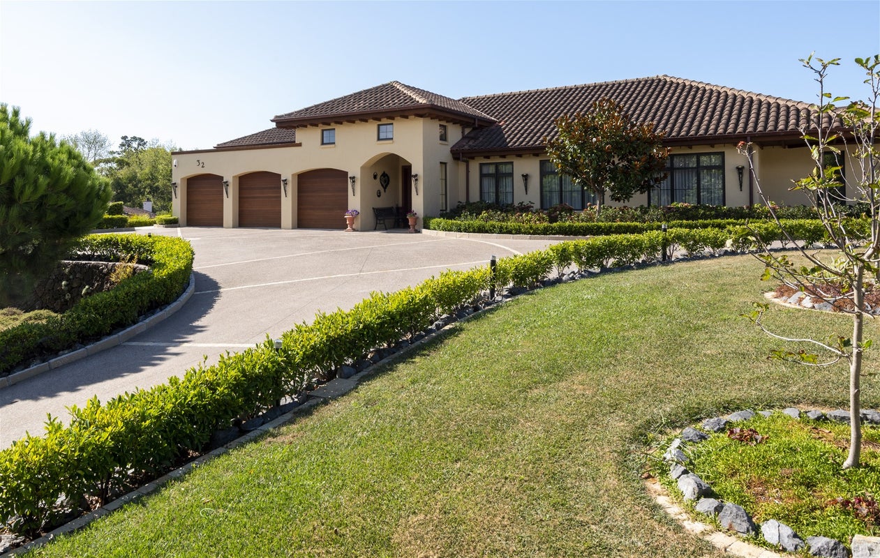 32 Brownhill Road, Manurewa - Carousel 1