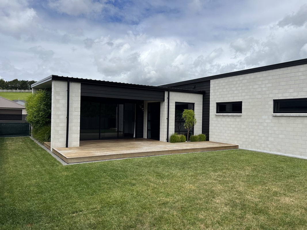 111 Whakaturou Crescent, Pyes Pa, Tauranga - Carousel 9