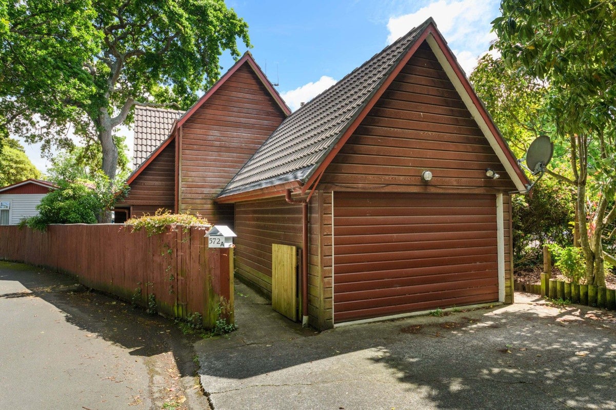 572A Featherston Street, Roslyn, Palmerston North - Carousel 2