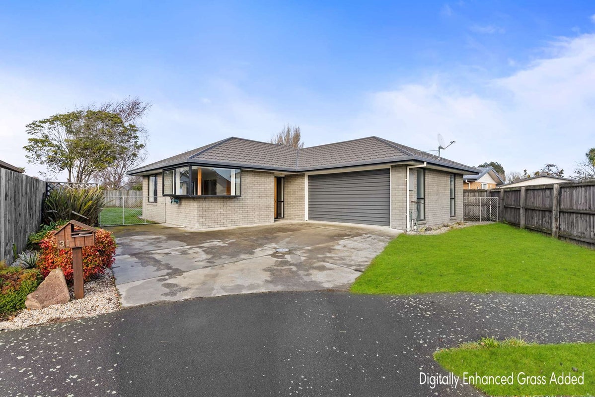 31 Seascape Gardens, Bromley, Christchurch - Carousel 1
