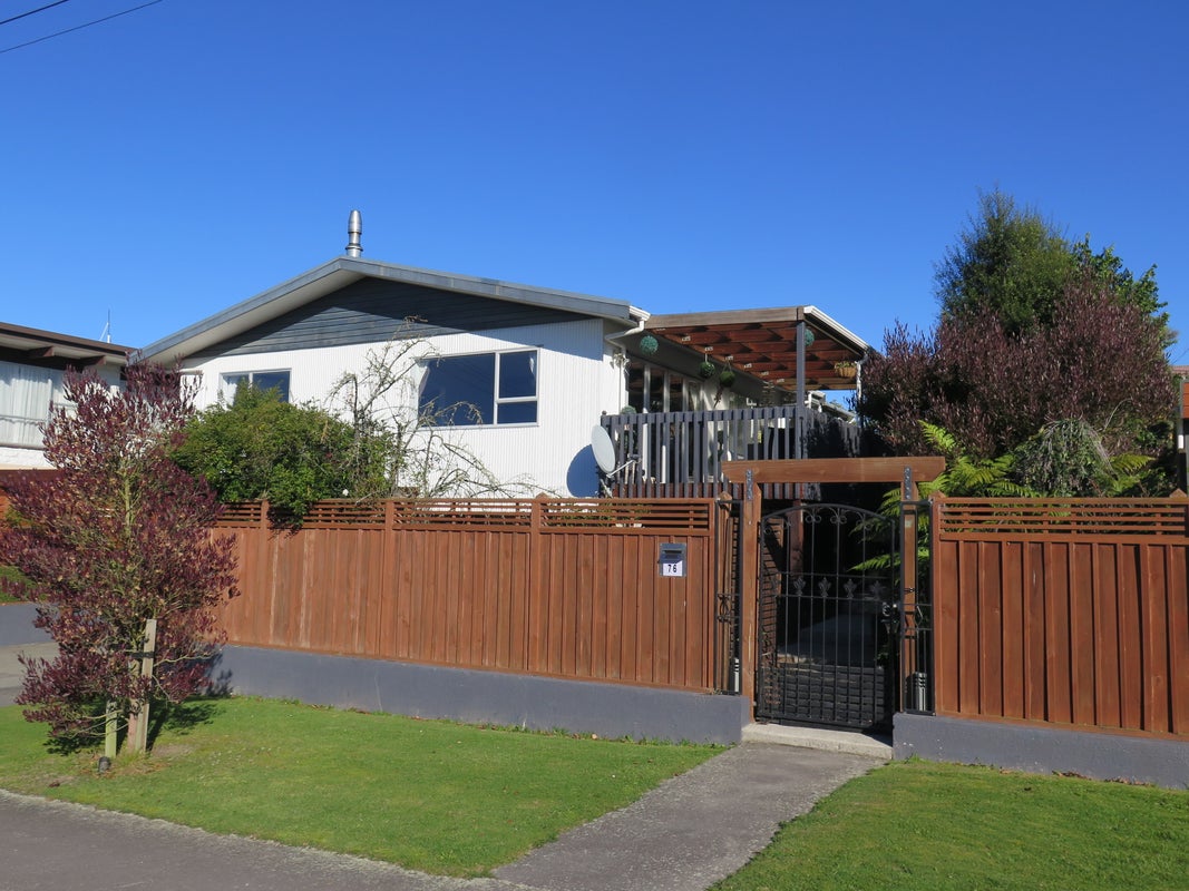 76 Poplar Street, Gleniti, Timaru - Carousel 1