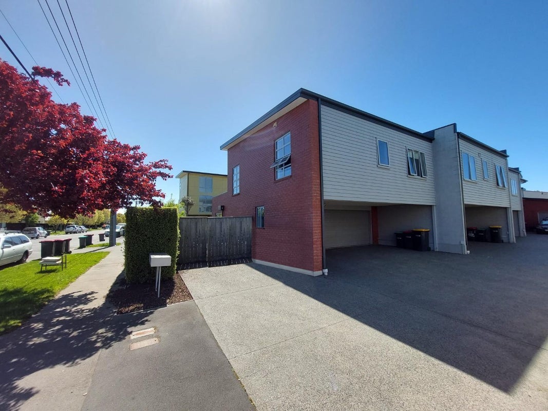 48A Champion Street, Edgeware, Christchurch - Carousel 1