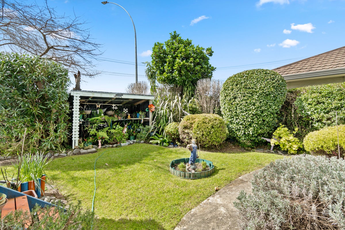 102 Chadwick Road, Greerton, Tauranga - Carousel 2
