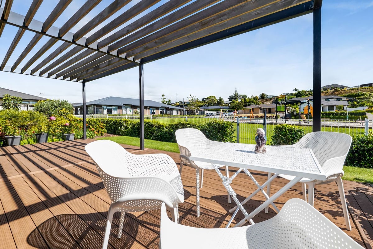 18 Te Arakete Place, Hurworth, New Plymouth - Carousel 2