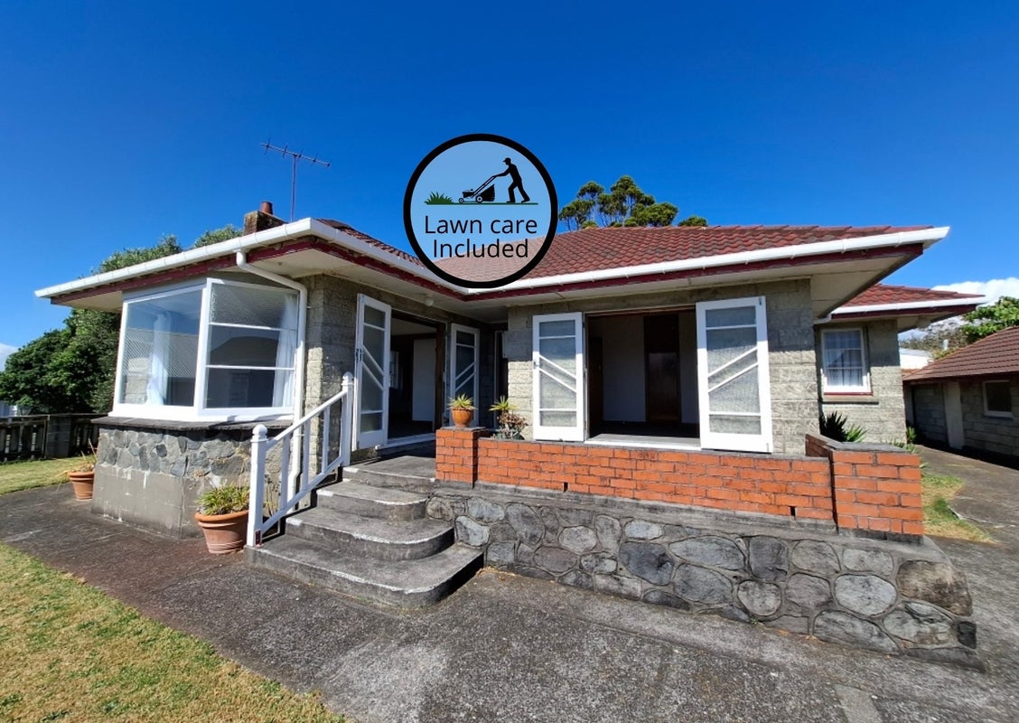 508 Devon Street East, Strandon, New Plymouth - Carousel 1