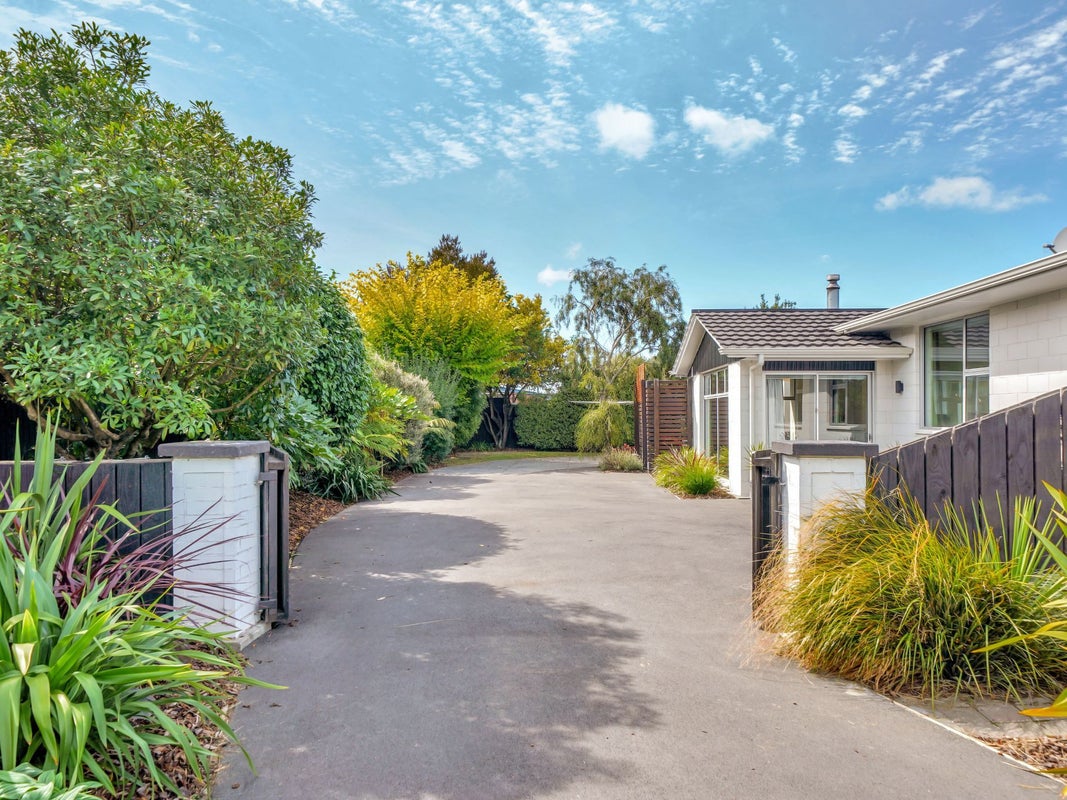 6 Freebairn Street, Redwood, Christchurch - Carousel 20
