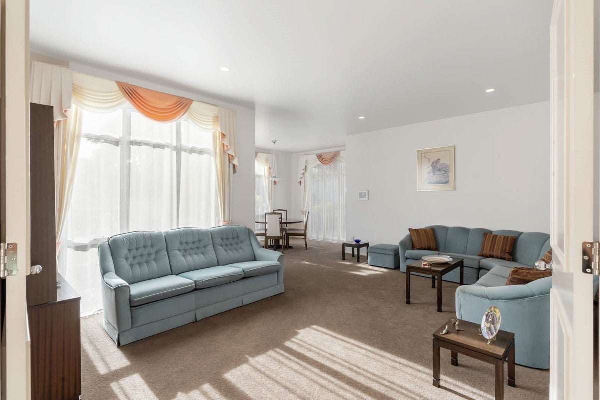 5 Nypa Way, Somerville, Auckland - Carousel 2