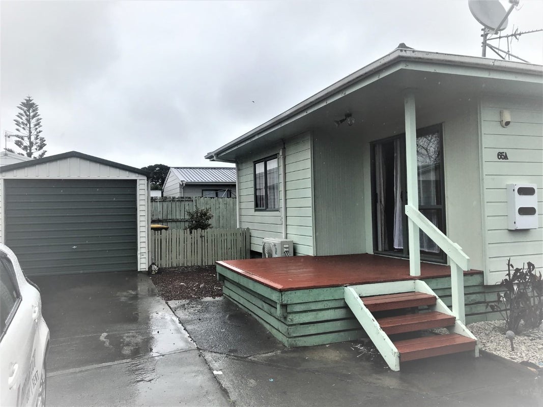 65A Templeton Place, Clendon Park, Auckland - Carousel 1