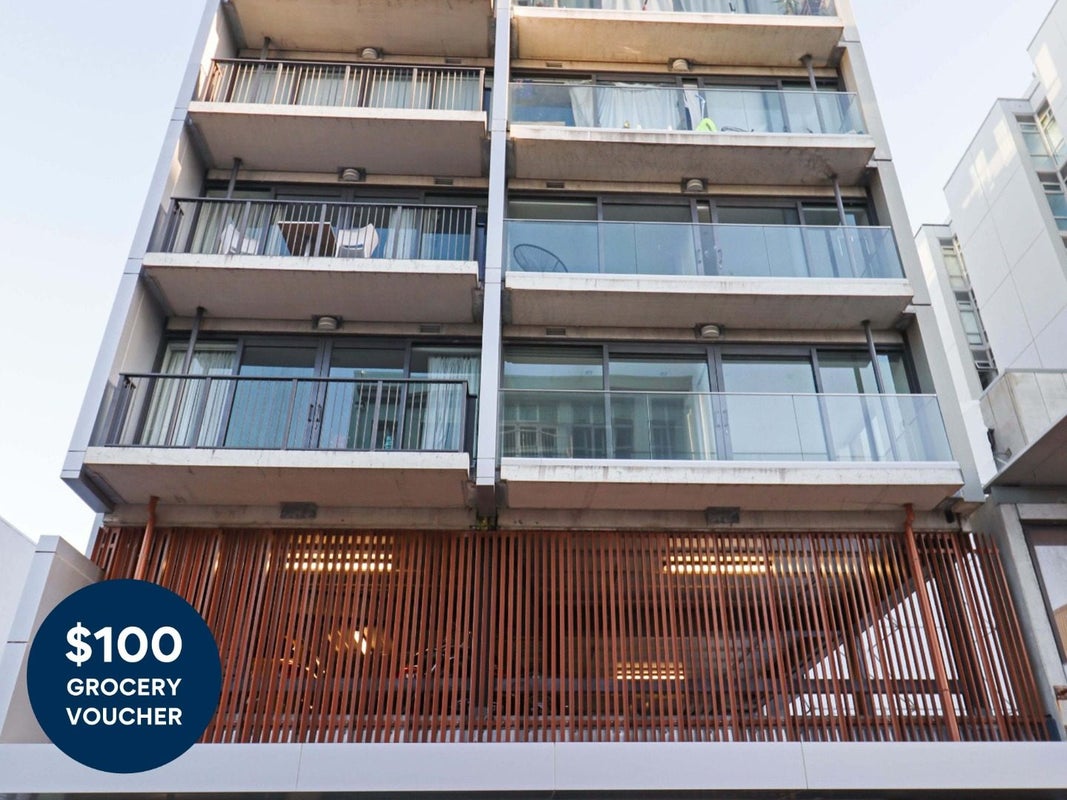 35/13 College Street, Te Aro, Wellington - Carousel 1