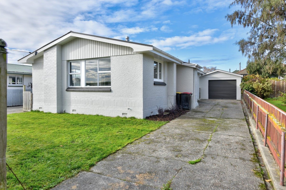 53 Huron Street, East Gore, Gore - Carousel 2